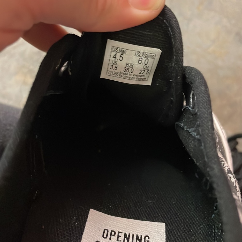 New Authentic Vans - Picture 5 of 5